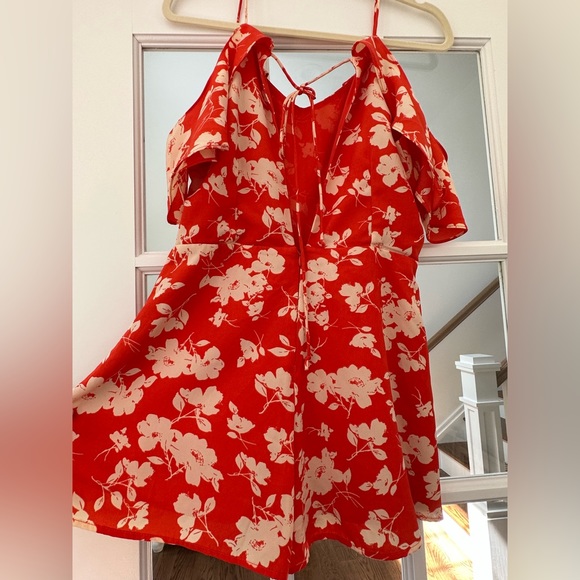 J.O.A orange floral romper - Picture 3 of 7